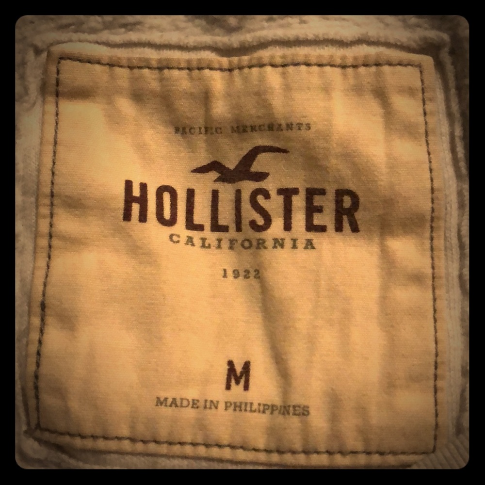 Hollister shirt